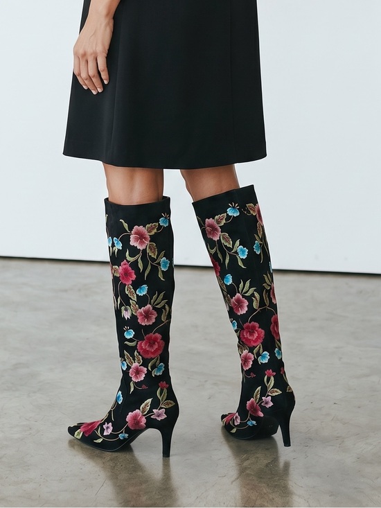 SXS Shoes - SXS Floral Boots style S-83 with dust cover, no box. Size 36.5 (US Size 6)